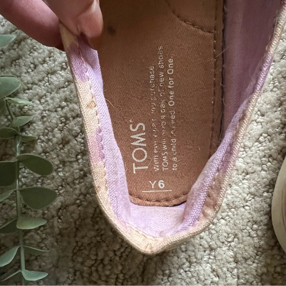 🍦Tom’s Ice Cream Cone Slip On Shoes - Picture 7 of 7